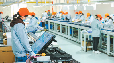 大屏低價(jià)時(shí)代 智能電視為何越來越便宜？