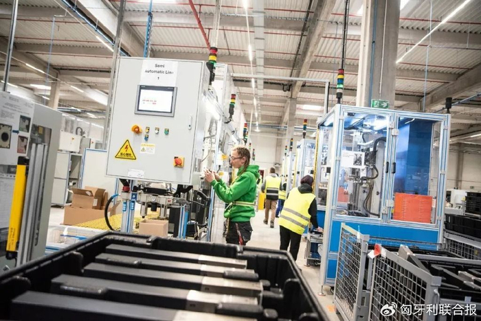 中國在匈新工廠 引領(lǐng)智能制造新浪潮，推動工業(yè)轉(zhuǎn)型升級
